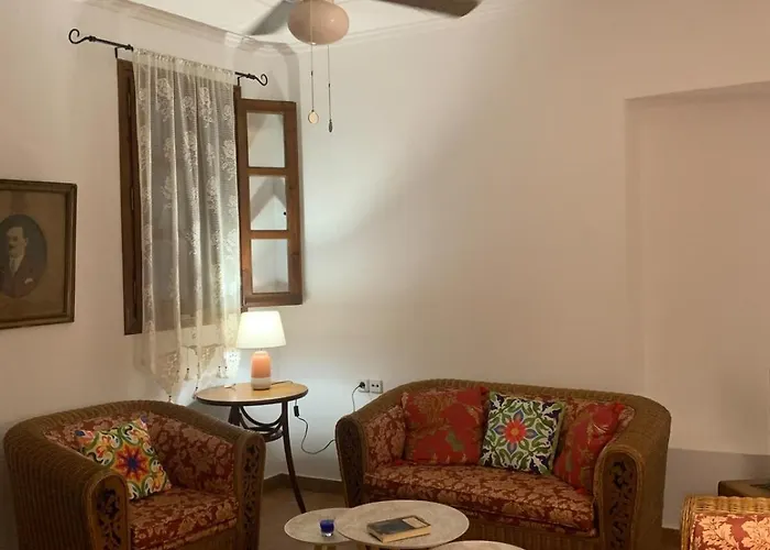 Old Town Traditional House Casa de Férias Cós